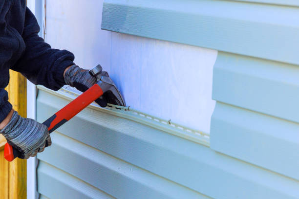 Reliable Siding Repair contractor in Dover, FL by Creative Siding